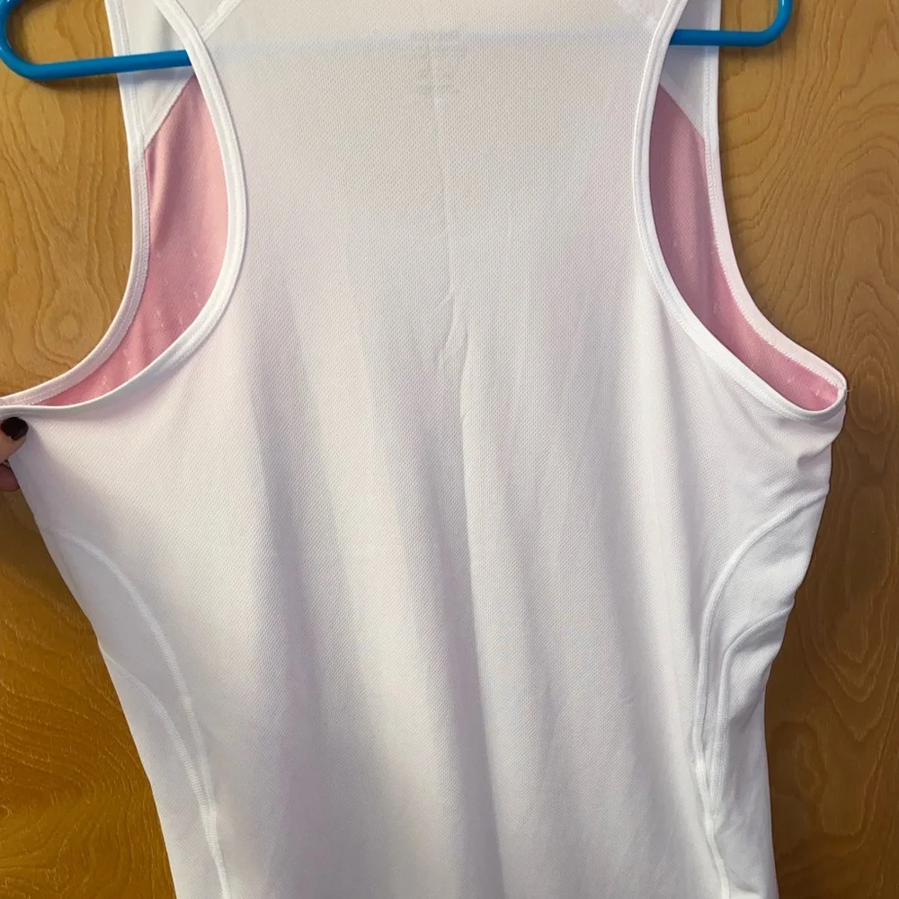 Reebok Moisture-wicking Tank Top EUC